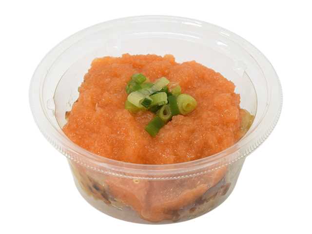 もみじおろしで食べる焼きつくねと炭火焼鳥