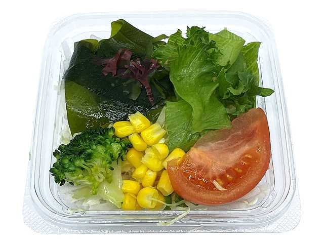 １／３日分の野菜が摂れるサラダ