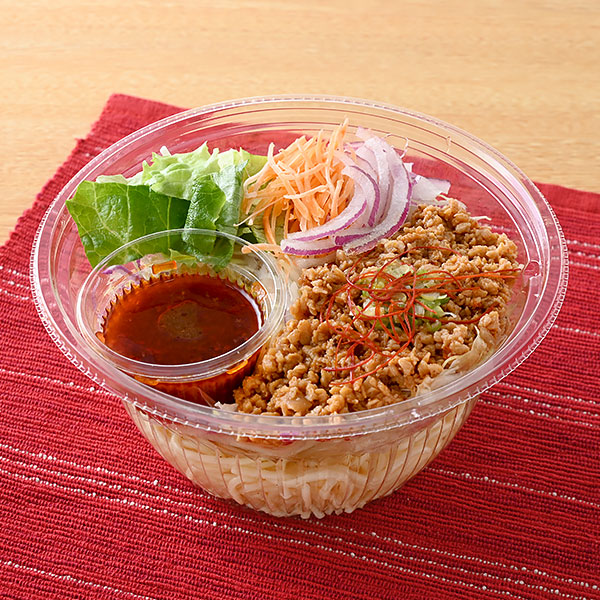 麻辣そぼろパスタサラダ