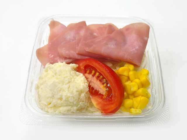 ハムとポテトのサラダ　