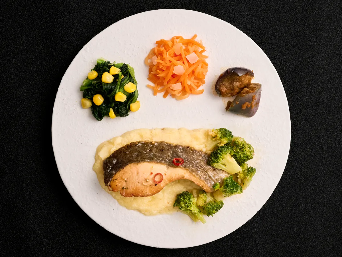 銀鮭のマッシュポテトアヒージョ