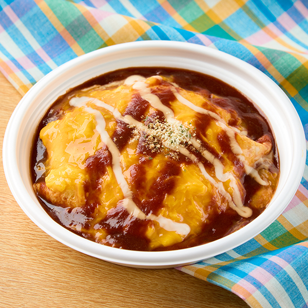 デミソースと食べるとろとろたまごのオムライス