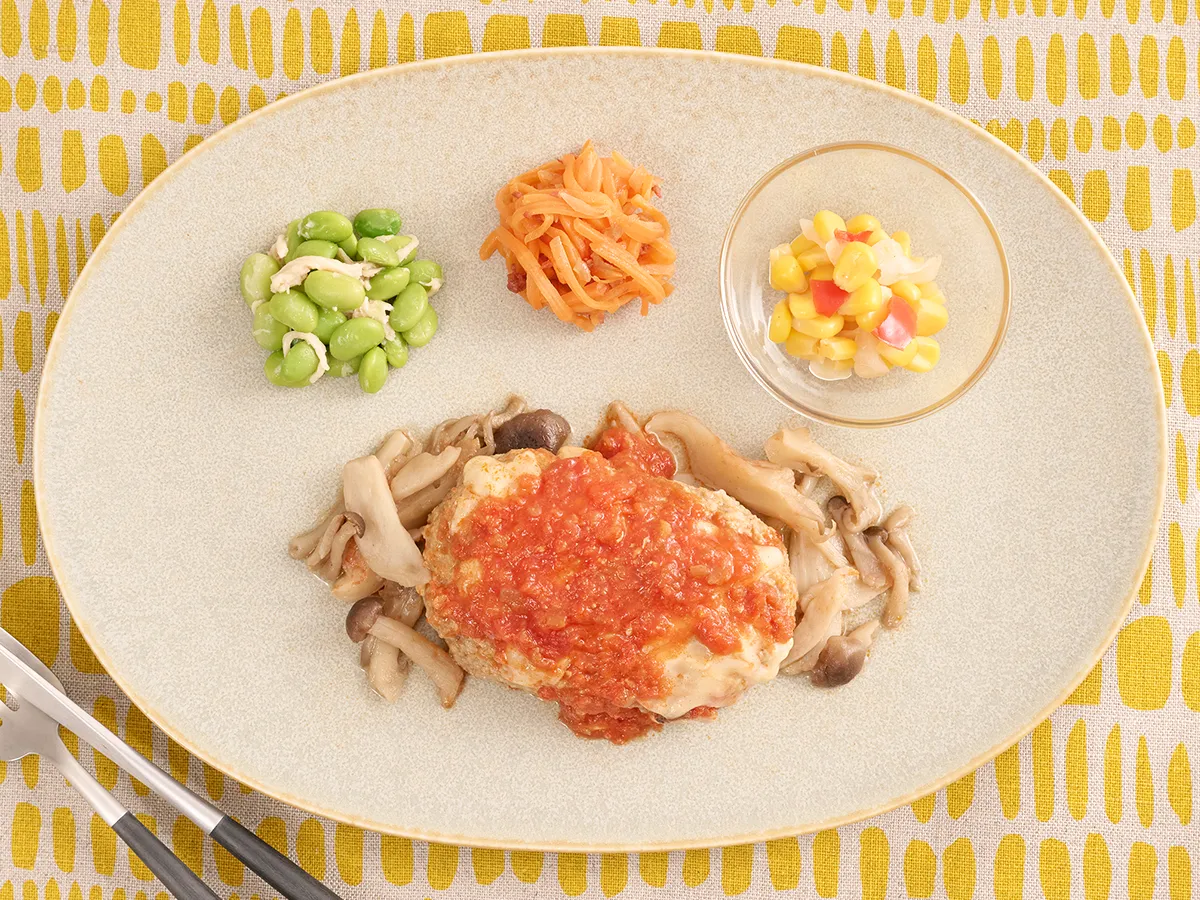 きのことチーズのトマトハンバーグ