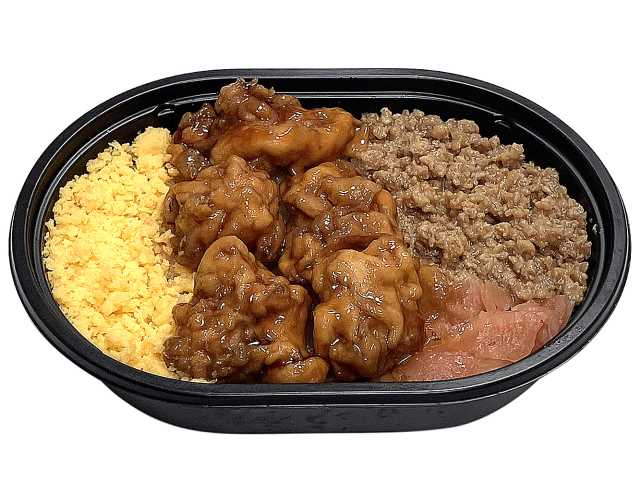 鶏の旨み！鶏そぼろ＆唐揚げ