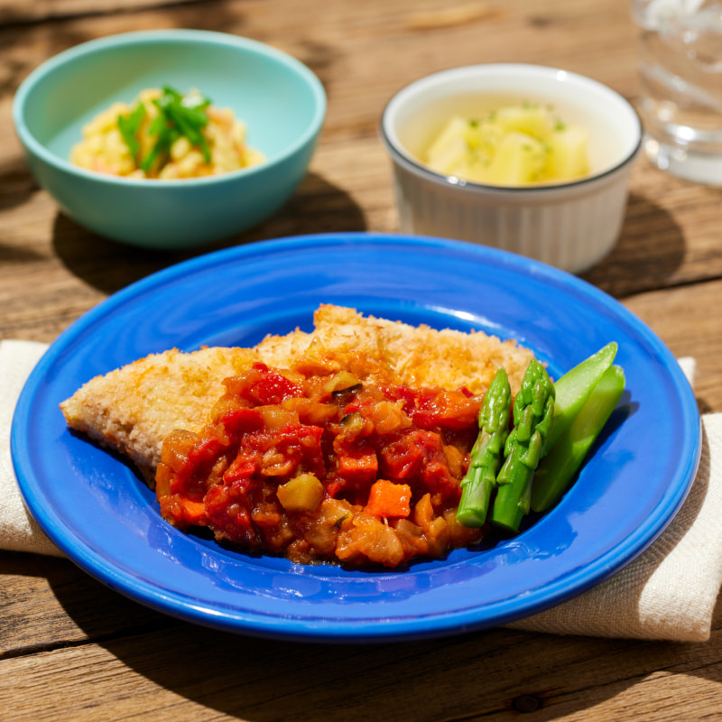 鰈(ｶﾚｲ)のムニエルトマトソースがけ