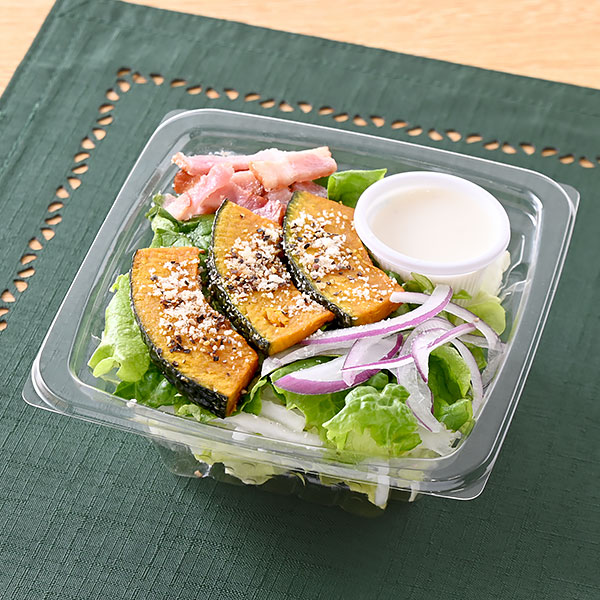 【関東・関西・九州】かぼちゃとベーコンのシーザーサラダ