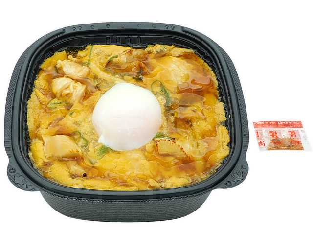 奥三河どり肉の親子丼　半熟玉子入り