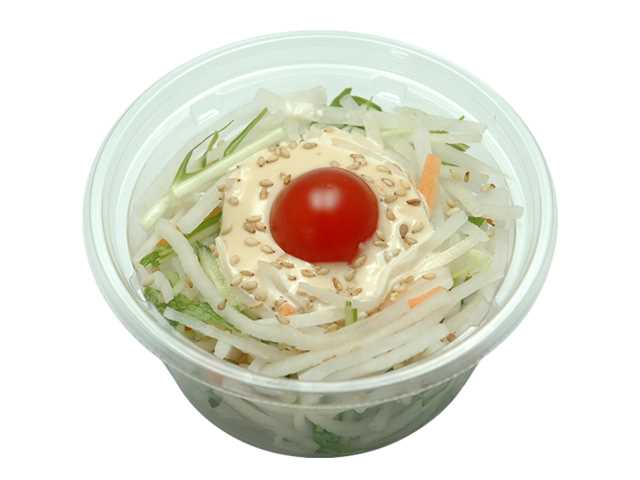 コク旨マヨネーズで食べる！大根ミックスサラダ