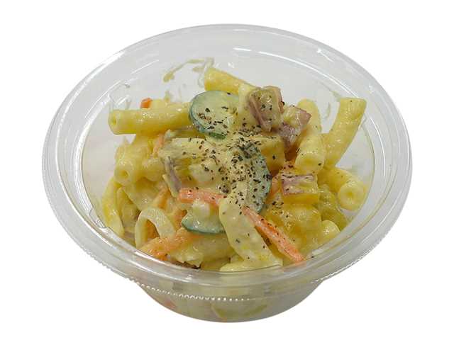 なると金時のマカロニサラダ